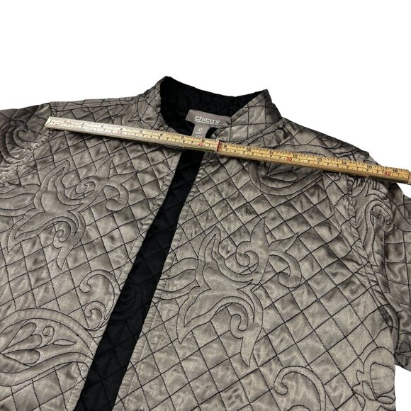 Chicos Quilted Metallic Jacket Size 0 Black Lining Lightweight Elegant Design - Picture 7 of 10